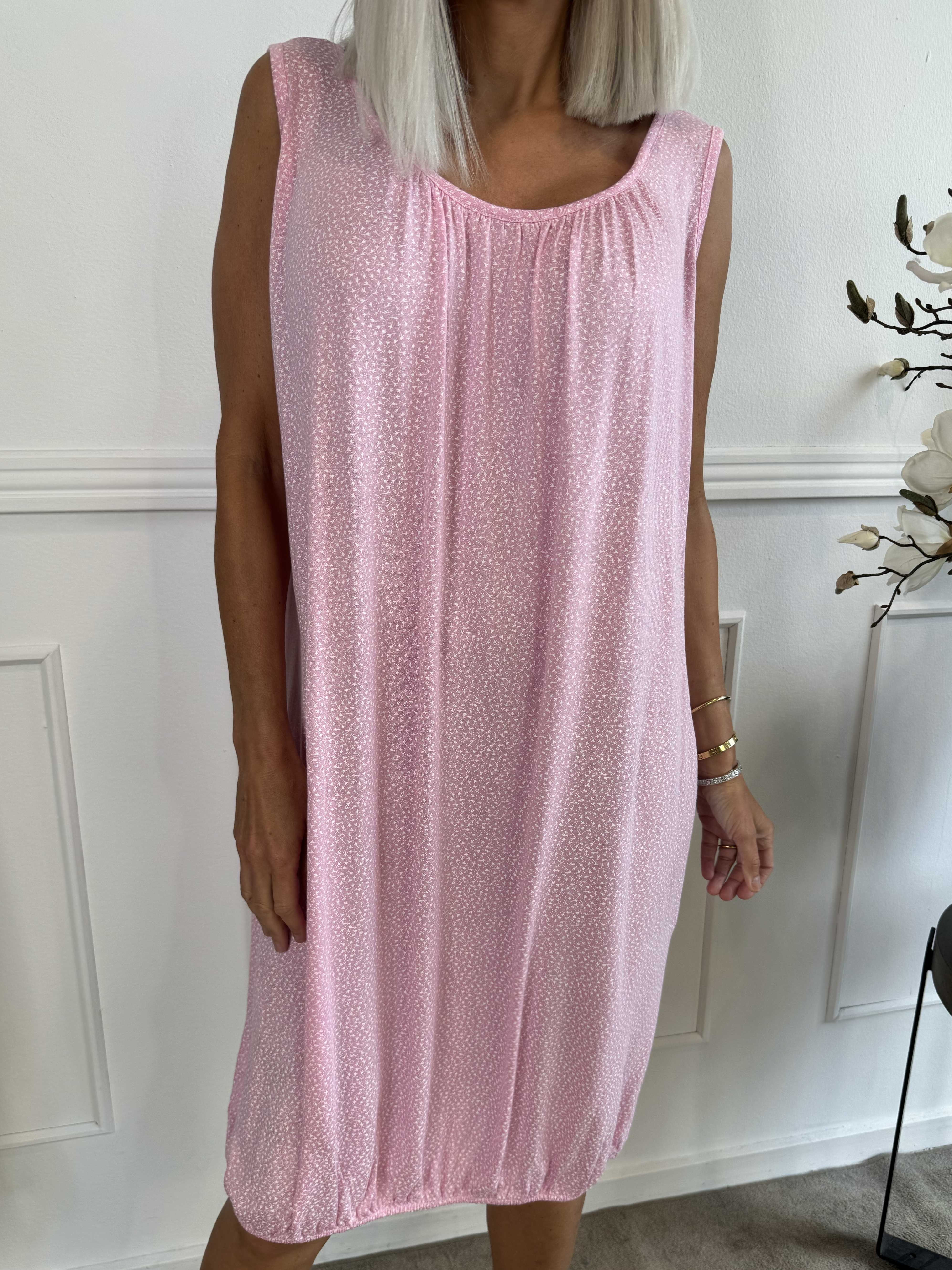 Miracle Flower Sleeveless Dress - Kjole i viskose med elastik forneden